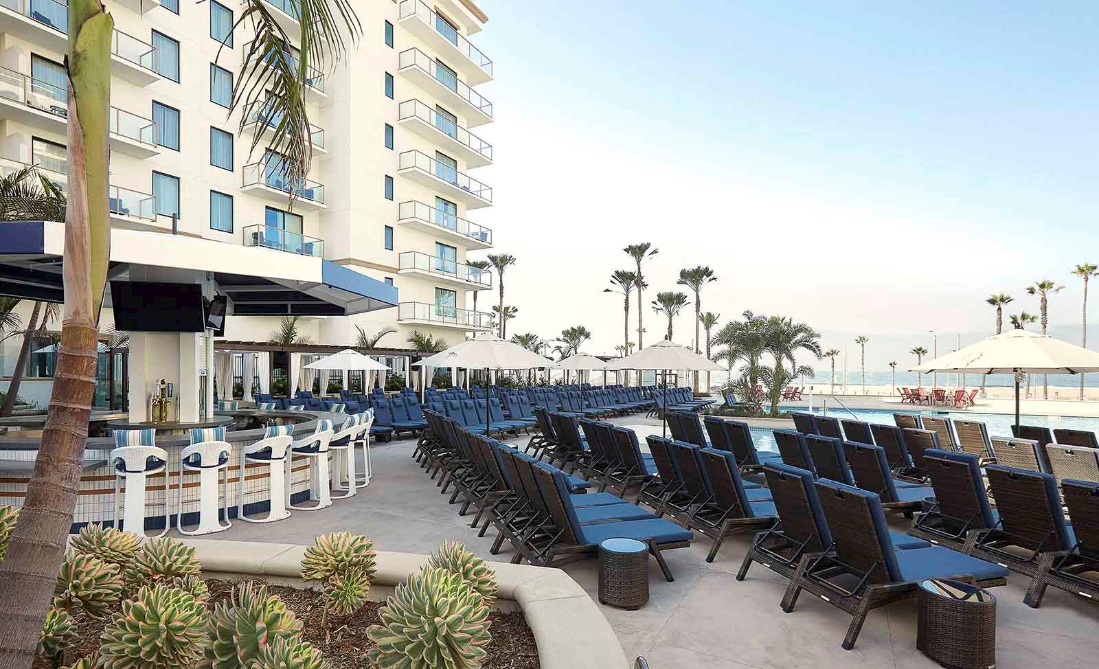 Luxury Hotel In Huntington Beach The Waterfront Beach Resort